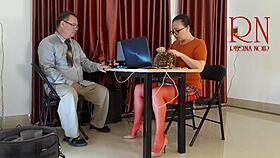 周一办公室无内裤撩骚舔屄吸屌