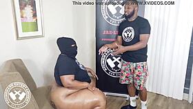 Gros cul ferme BBW débutante Chubby Supreme interviewée Poundhardxxx Com