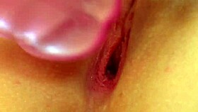 i'm fingering myself and enjoying every moment on sapphix