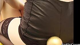 nasty lesbian babes gaping and fisting anals