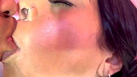 That tattooed hottie takes my bareback in the pool