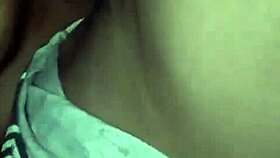 Essa esposa dá uma mamada boa no meu pau até o orgasmo 😍