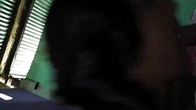 Essa esposa dá uma mamada boa no meu pau até o orgasmo 😍