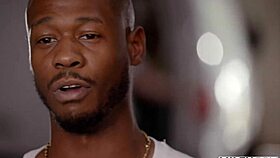 يا، ميلفي سكسي شارلي وراشيل يشاركان قضيب أسود لمعجب! 🔥