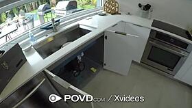 povd house owner pays handyman with blowjob 😏
