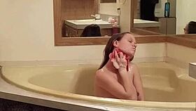 Bathtime relaxation with Shadebunny is just so damn hot!