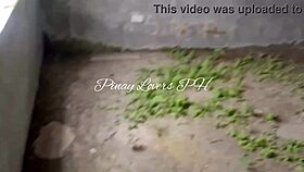 Orang asing, tukang becak, NGEWE MEMEK aku di rumah kosong umum!