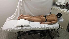 Sarah's Unforgettable First Massage With Intense Voyeur Action