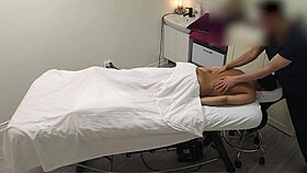 Sarah's Unforgettable First Massage With Intense Voyeur Action