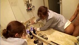 Culo asiático follado duro en acción cruda 2021.