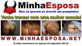 NOVINHA TREPANDO GOSTOSO DE QUATRO.