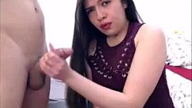 cam girl takes vibrator while deepthroating big cock 😏