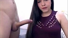 cam girl takes vibrator while deepthroating big cock 😏