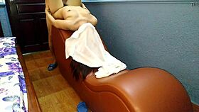 Vietnamese Amateur Reunites with Old Lover for Hot Sex