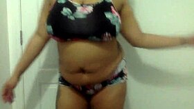 oops, watch this big tit ebony milf dancin’ in bathroom