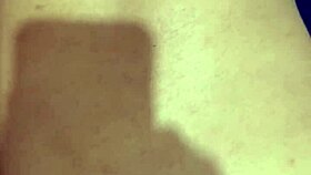 my friend fucks my ass but it hurts me that he puts his dick in me ass me duele que me den por el culo pero disfrut� su semen caliente dentro