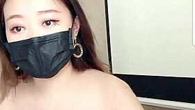 Asian milk cam session with lots of action.