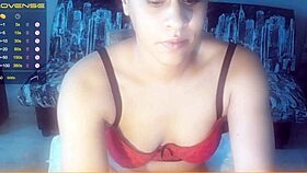 spy cam catchin' latina ebony nora and michella vienna teasin' big asses