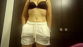 Espero que mis amigos no me vean, soy ninfómana en público