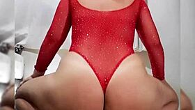 Image collection of big butts, BBW bodies, and of voluptuous women having anal play, dildo use and POV shots