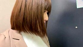 溜まりに溜まった潮を噴射し欲求不満を大解消！！プルプルgカップおっぱいを振り乱し激イキからのドバドバ潮吹きsex！！