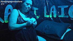 do you like how i shake my titties for you?