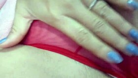 i'm so horny, i put it in my hairy pussy