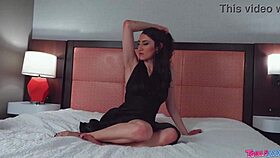 Тгърлс Еден и Крис се развихрят с hardcore анално чукане