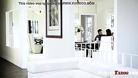 18+ Tochter öffnet engen Arsch für Daddy Tommy Pistol