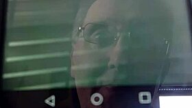 i spyed on my wife as she gived me a handyshow, feelin so naughty and excited