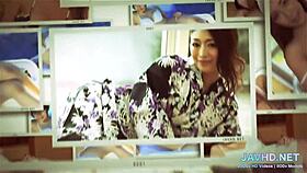 일본 아마추어 여자들 공공장소에서 오줌 싸 Vol 1