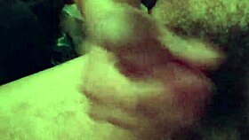 ron cachondo gets loose and masturbates in gay scene