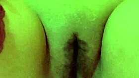 brincando com meu cuzinho parte 4 😈