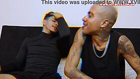 botei meu amigo pra mamar e ele chupou gostoso