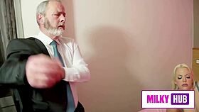 the puta who loves the verga in her coño wants to be complacida with blowjob and hardcore sex