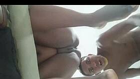 na hora do lanche, funcionários do mercado guanabara no rio fazem sexo durante carnaval