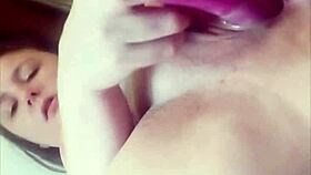 creamy vibrator with lips around it