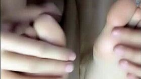 Arielsweet shows off her feet and squirts while masturbating beautifully