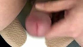 japanese 30s amateur jerks off in the morning toilet after waking