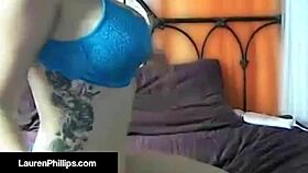 i see long legged lauren phillips rub her pussy until cumming