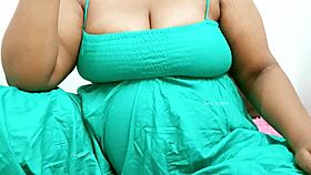 Asian Big Tits Sexy Milf