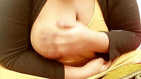 kolkata girl with sexy big boobs