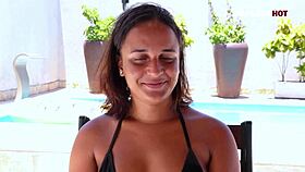 Entrevista com a novinha safada do momento