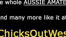 Lesbica australiana leccata in azione all'aperto