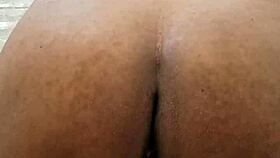 Married guy gives his ass 😏