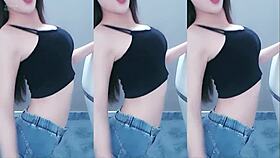 gái trung quốc nhảy với điệu rung mông nứng lồn