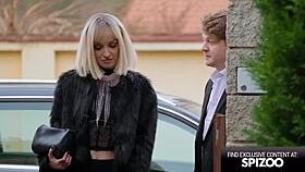 Tattooed Blonde Beauty Tabitha Poison Shaved Pussy Cunilingus Handjob