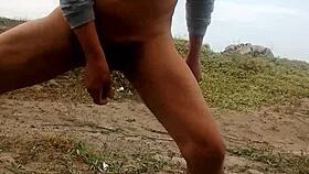 Gay Guy Masturbates Hard!