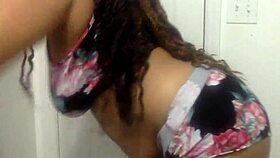 Ebony Milf Dances In Bathroom