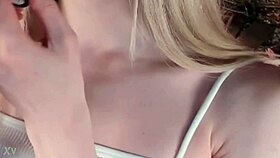 Sweet Eaton Wearing Fitted White Leggings